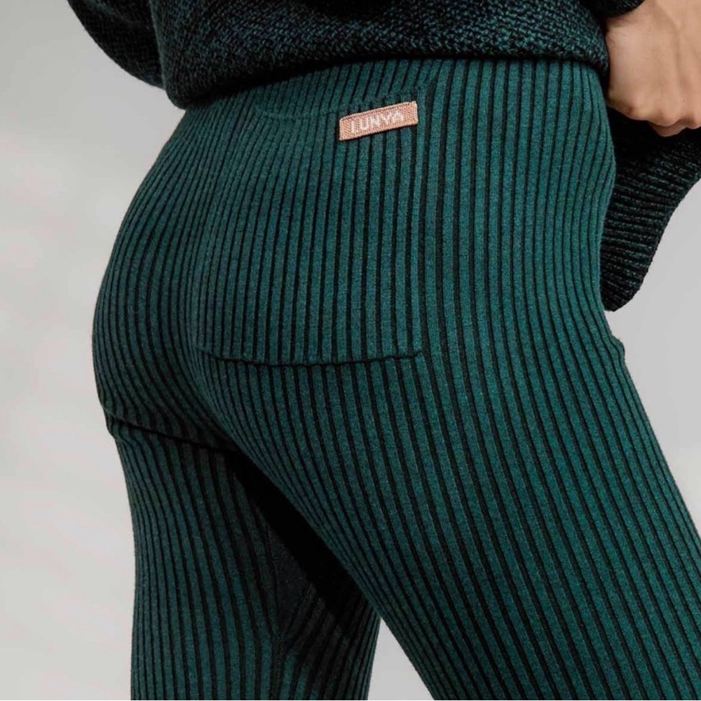 lunya Ribbed High-Waist Knit Leggings in Dark Green